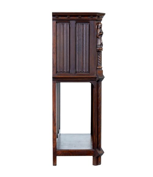 EARLY 20TH CENTURY CARVED OAK RENAISSANCE REVIVAL CUPBOARD - ADDITIONAL PHOTO 5
