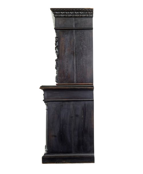LARGE 19TH CENTURY FLEMISH CARVED OAK CABINET - ADDITIONAL PHOTO 4