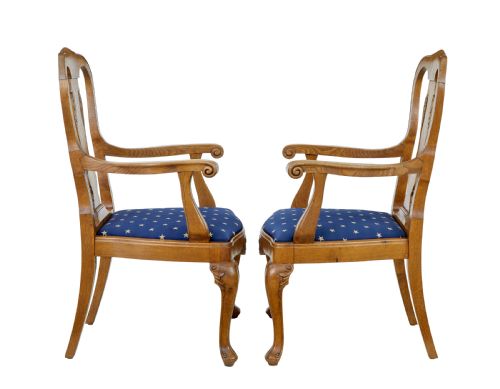 PAIR OF CARVED OAK 19TH CENTURY ARMCHAIRS - ADDITIONAL PHOTO 3