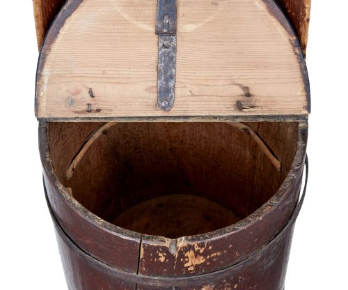 19TH CENTURY SWEDISH PINE DUG OUT CHAIR - ADDITIONAL PHOTO 7