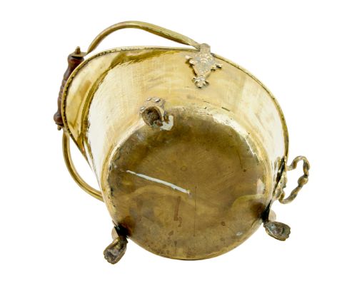 19TH CENTURY VICTORIAN BRASS COAL SCUTTLE - ADDITIONAL PHOTO 5