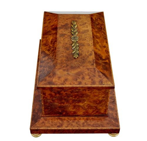 EARLY 20TH CENTURY BURR YEW DESKTOP BOX WITH CLOCK - ADDITIONAL PHOTO 5