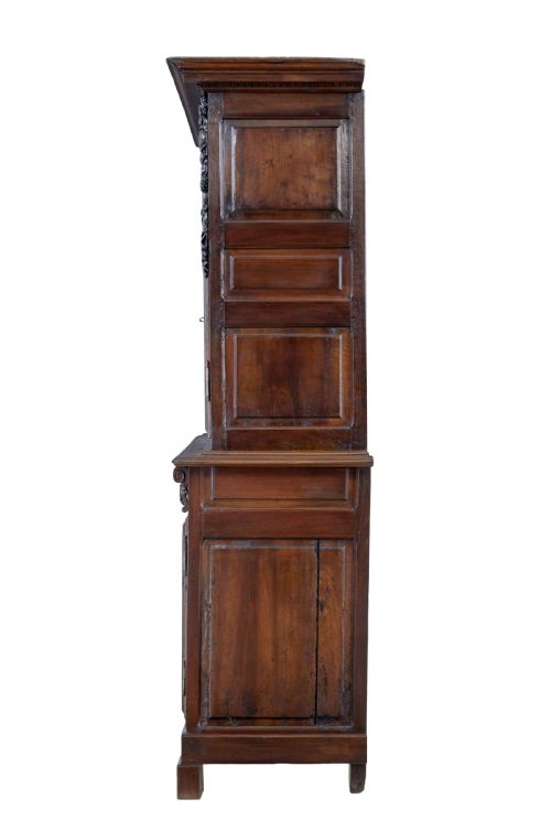 18TH CENTURY FRENCH CARVED WALNUT CUPBOARD - ADDITIONAL PHOTO 2