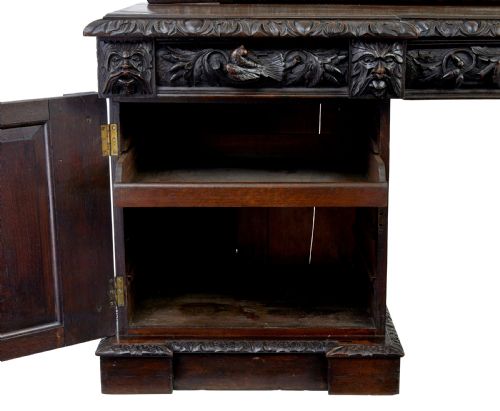 19TH CENTURY CARVED OAK MIRRORED SIDEBOARD OF GRAND PROPORTIONS - ADDITIONAL PHOTO 1