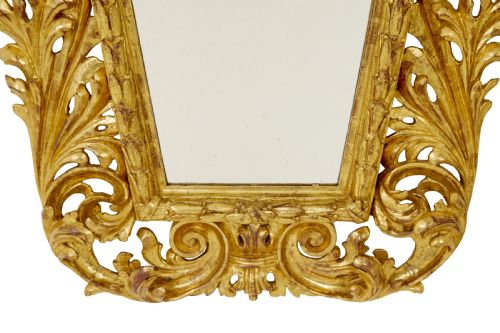 18TH CENTURY CARVED ITALIAN ROCOCO GILTWOOD MIRROR - ADDITIONAL PHOTO 6