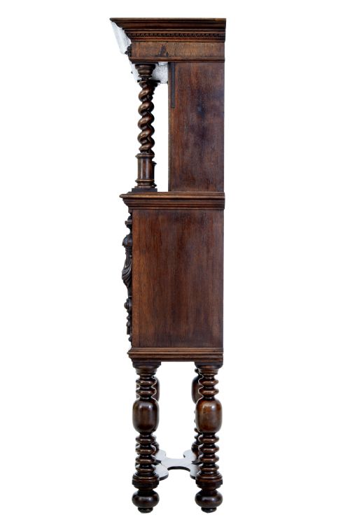 19TH CENTURY FLEMISH CARVED OAK HALL CUPBOARD ON STAND - ADDITIONAL PHOTO 5