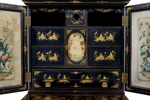 19TH CENTURY CHINESE CANTON BLACK LACQUERED DESK CABINET - ADDITIONAL PHOTO 7