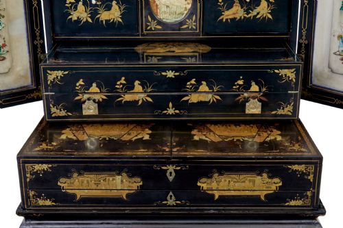 19TH CENTURY CHINESE CANTON BLACK LACQUERED DESK CABINET - ADDITIONAL PHOTO 10