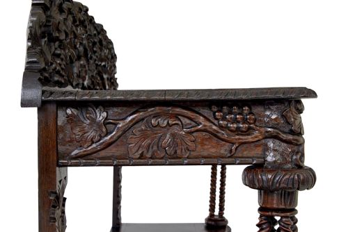 19TH CENTURY PROFUSELY CARVED VICTORIAN OAK BUFFET - ADDITIONAL PHOTO 4