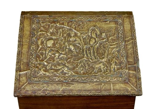 19TH CENTURY AND LATER OAK AND BRASS STORAGE BOX - ADDITIONAL PHOTO 6