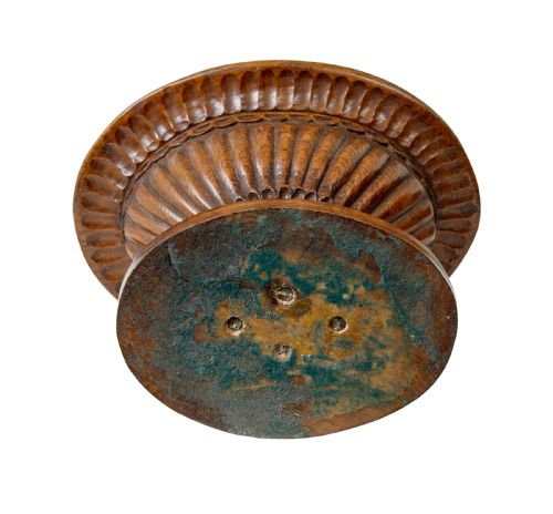 19TH CENTURY CARVED OAK LIEGE BOWL - ADDITIONAL PHOTO 5
