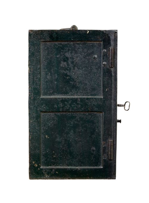 EARLY 19TH CENTURY PAINTED IRON SAFE - ADDITIONAL PHOTO 6