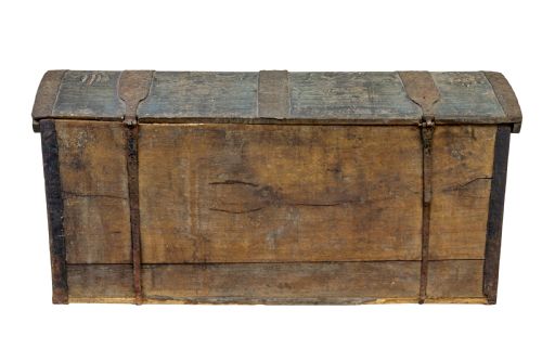 19TH CENTURY SWEDISH HAND PAINTED DOME TOP COFFER - ADDITIONAL PHOTO 5