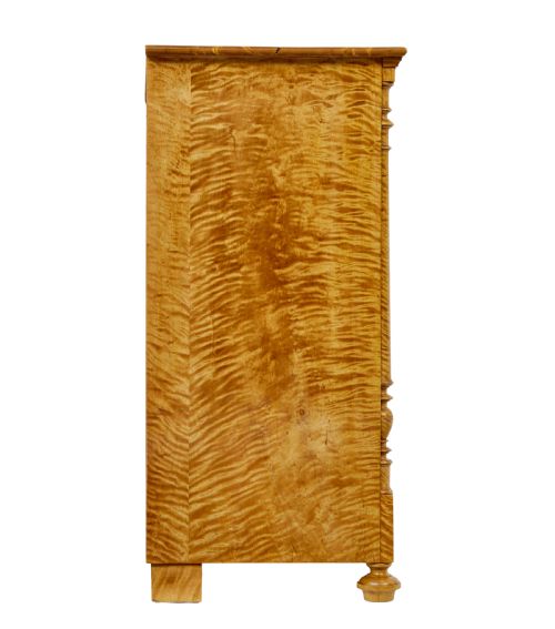 SWEDISH 19TH CENTURY TIGER BIRCH CHEST OF DRAWERS - ADDITIONAL PHOTO 5