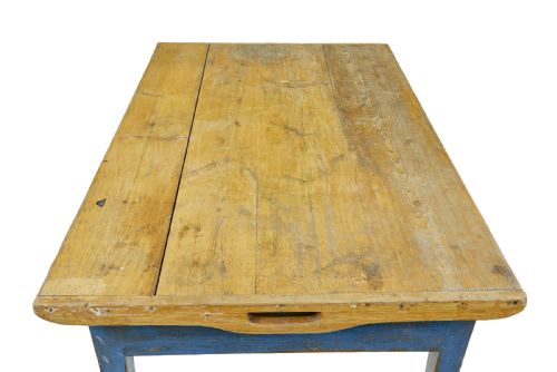 19TH CENTURY SCANDINAVIAN PAINTED PINE BAKERS TABLE - ADDITIONAL PHOTO 8