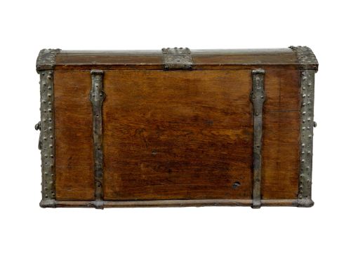 MID 19TH CENTURY BAROQUE REVIVAL OAK DOME TOP CHEST - ADDITIONAL PHOTO 4