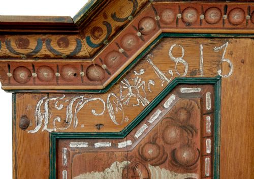 EARLY 19TH CENTURY HAND PAINTED SWEDISH FOLK ART CUPBOARD - ADDITIONAL PHOTO 7