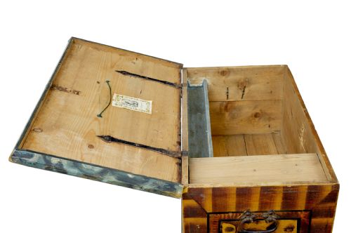 19TH CENTURY ALPINE REGION HAND PAINTED MARRIAGE CHEST - ADDITIONAL PHOTO 2