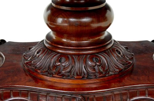 19TH CENTURY HAND CARVED OVAL CENTER TABLE - ADDITIONAL PHOTO 7