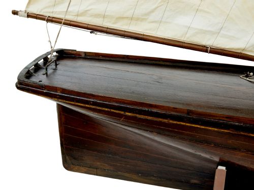 LATE 19TH CENTURY SCALE MODEL OF A WOODEN BOAT - ADDITIONAL PHOTO 10