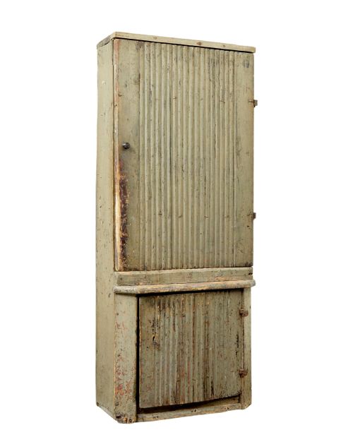 EARLY 19TH CENTURY SCANDINAVIAN CARVED PINE CUPBOARD