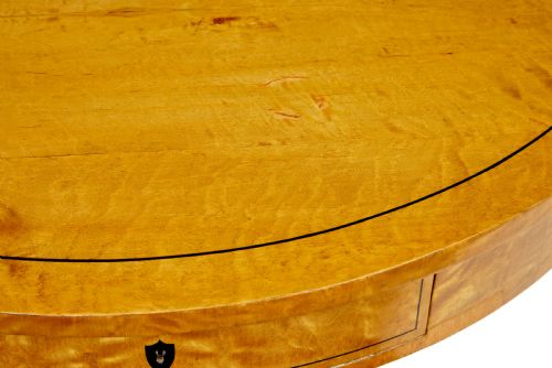 19TH CENTURY SWEDISH BIRCH CIRCULAR CENTER TABLE - ADDITIONAL PHOTO 3