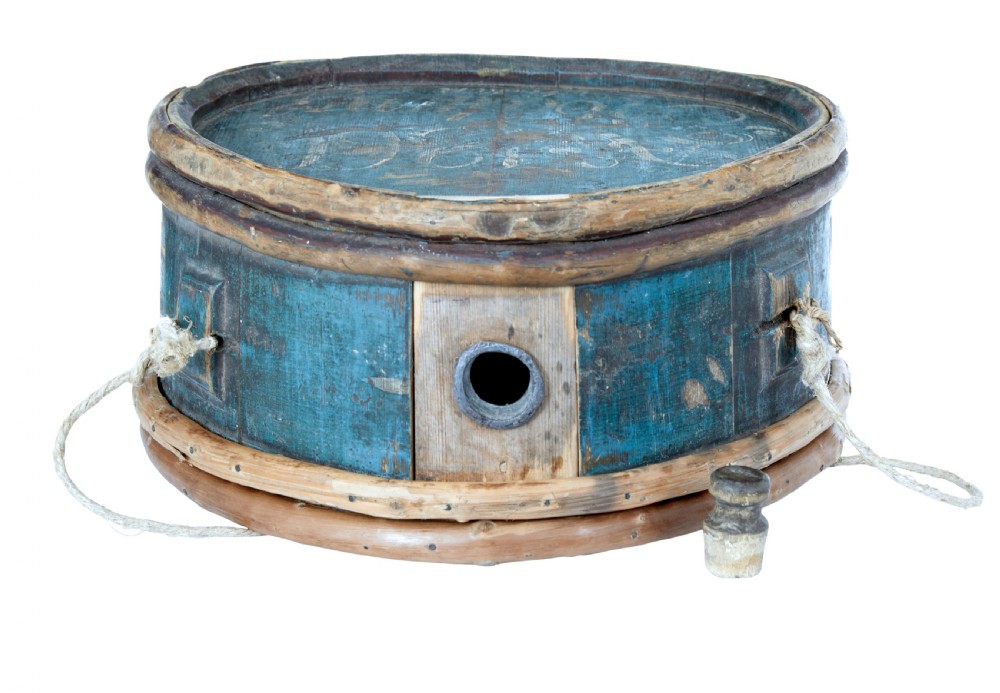 A mid-19th century oval Swedish wooden water carrier featuring blue paint, white hand-script lettering, bentwood hoops, and a wooden stopper. View VII