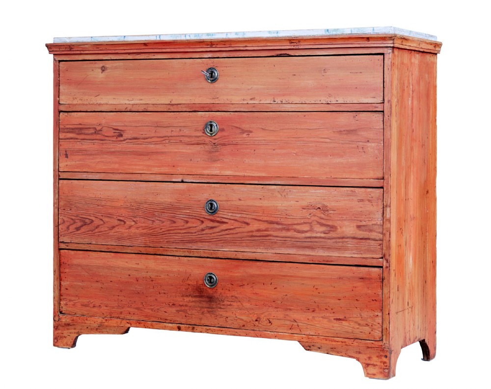 An early 19th-century Swedish pine chest of drawers featuring four graduated drawers with terracotta red paint and central metallic escutcheons.
