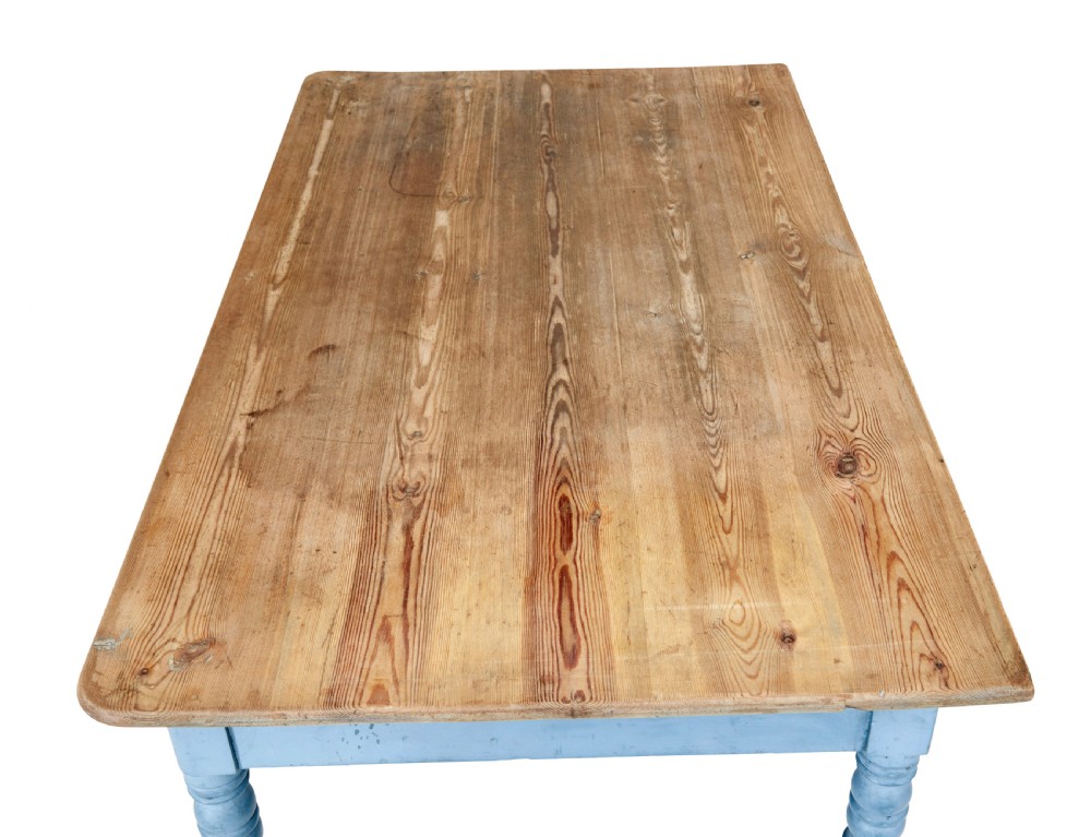 19TH CENTURY HAND PAINTED PINE OCCASIONAL TABLE View II