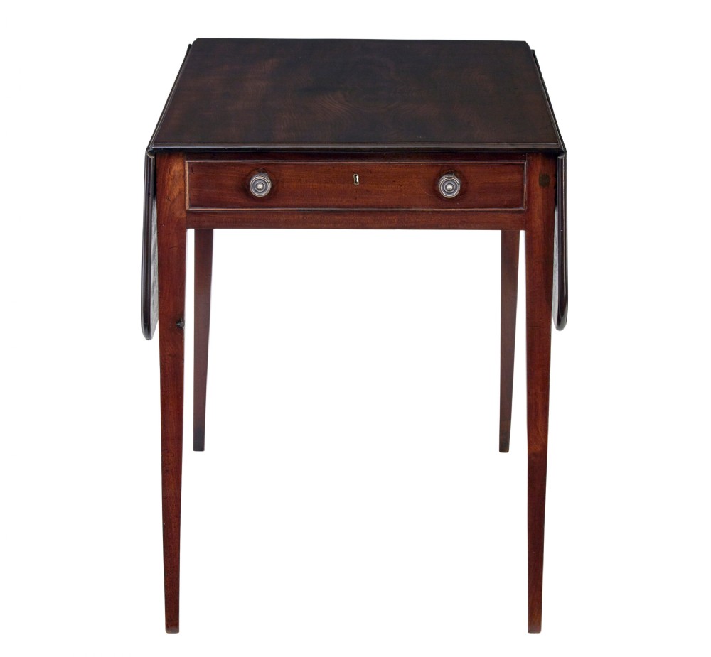 An early 19th-century mahogany Pembroke table featuring two drop-leaf flaps, a single end drawer with circular brass pull handles, and square tapered legs. View V