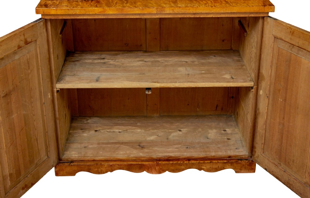 19TH CENTURY ARCHITECTURAL EMPIRE BIRCH CUPBOARD OF LARGE PROPORTIONS View VII