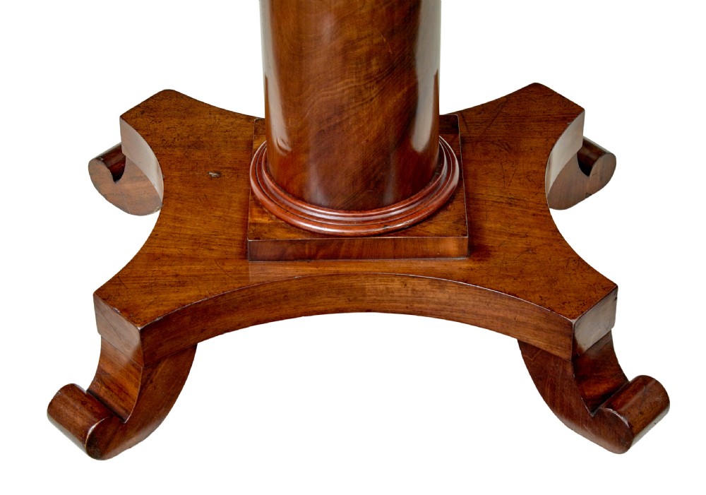 19TH CENTURY SCANDINAVIAN FLAME MAHOGANY OVAL TABLE View IV