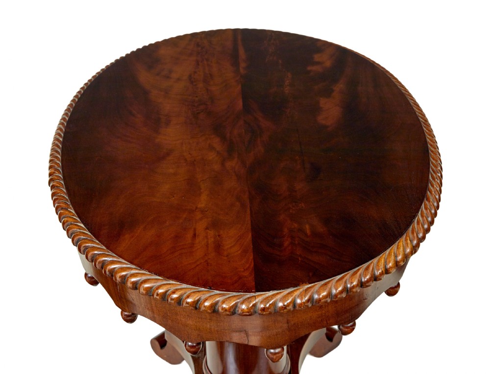 19TH CENTURY FLAME MAHOGANY OVAL SIDE TABLE View VII