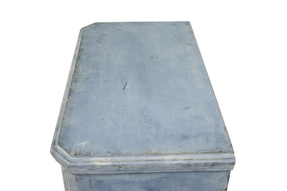 A pair of 19th-century Swedish Gustavian influenced three-drawer chests of drawers with a muted grey-blue painted finish and brass ring handles. View IX