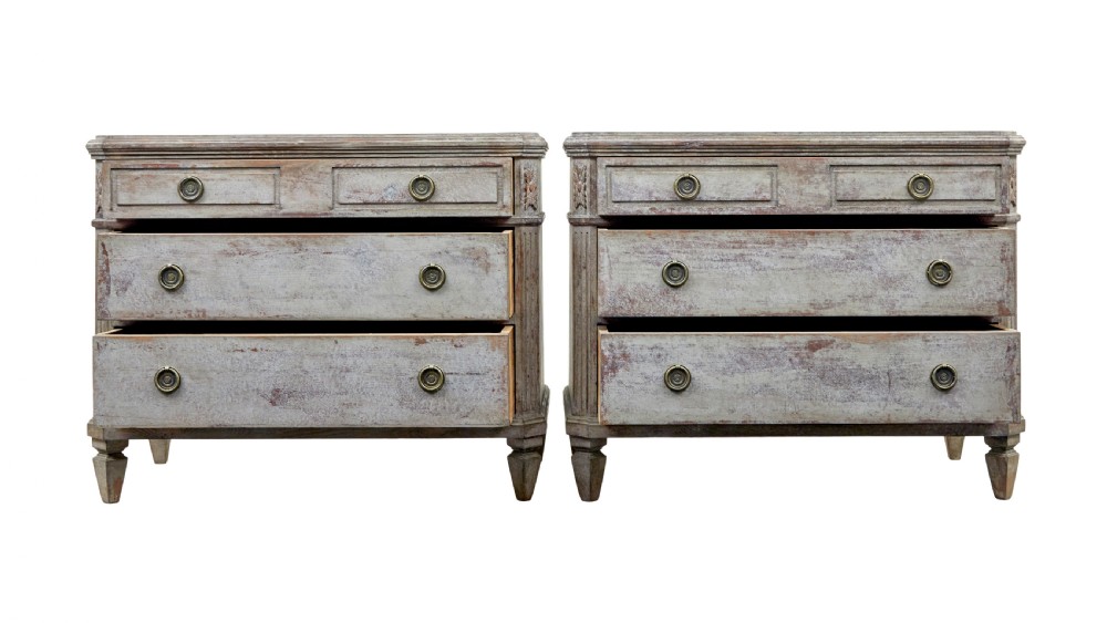 19TH CENTURY PAIR OF SWEDISH HAND PAINTED CHEST OF DRAWERS View III