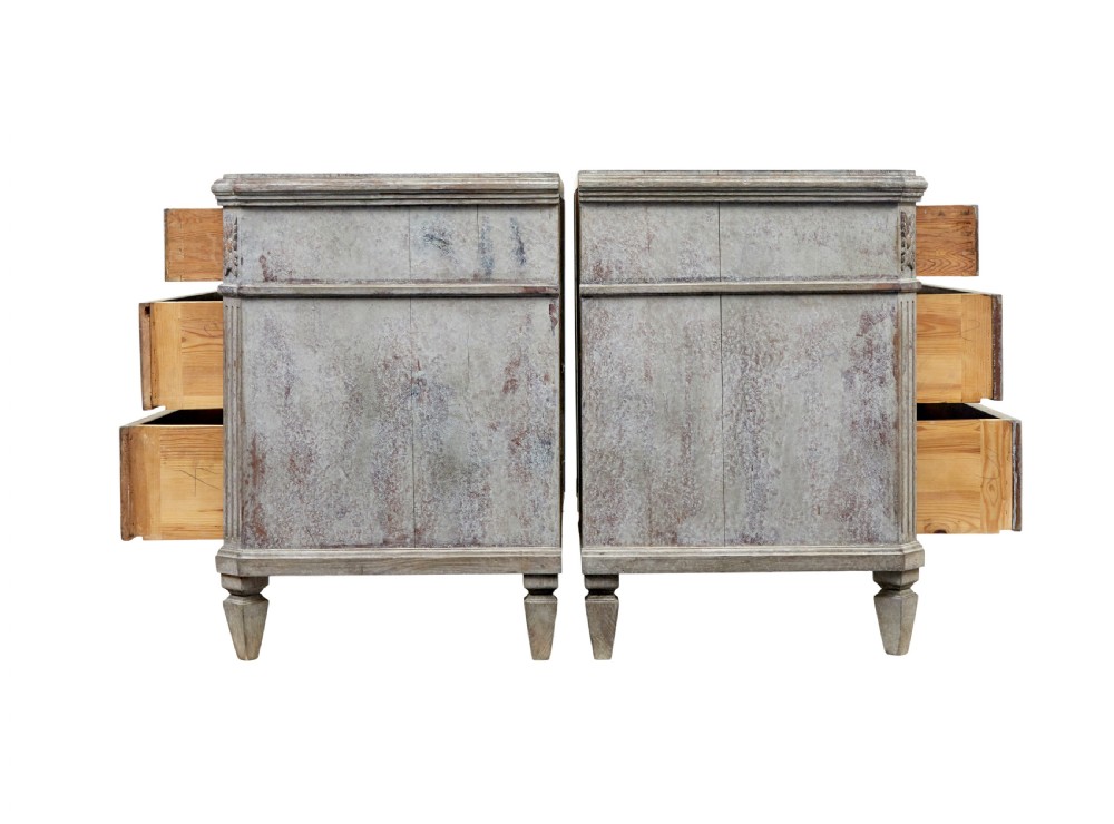 19TH CENTURY PAIR OF SWEDISH HAND PAINTED CHEST OF DRAWERS View IV