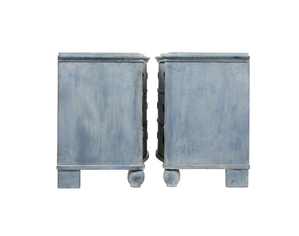 SWEDISH PAIR OF 19TH CENTURY PAINTED SERPENTINE SHAPED CHEST OF DRAWERS View V