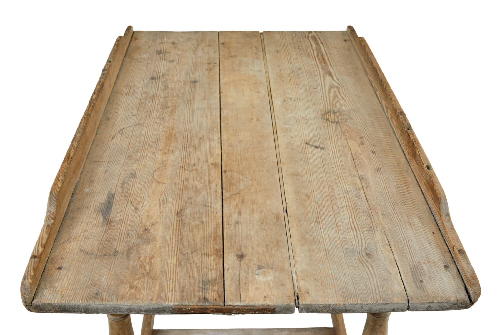 19TH CENTURY SWEDISH PINE BAKERS TABLE View VIII