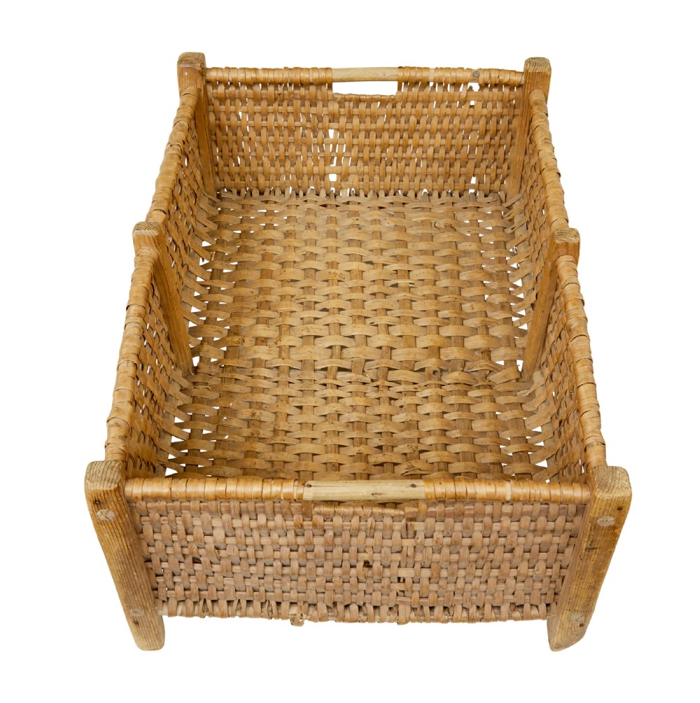 A rectangular 19th-century Scandinavian basket constructed from woven wood splints within a pine corner-post frame. View IV