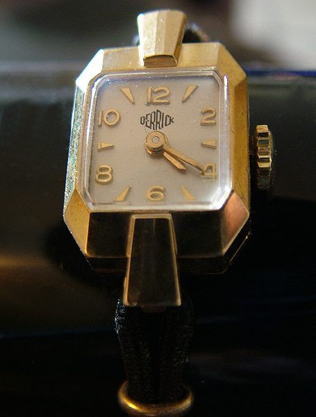 Art Deco 1930s Ladies 9ct Gold Watch