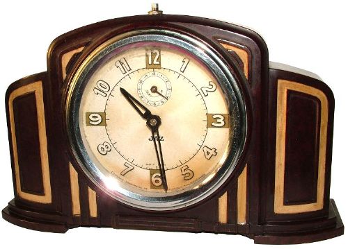 Art Deco Odeon Bakelite Clock C1937