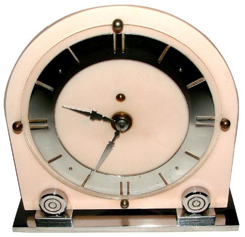 Art Deco Chrome /Bakelite Clock