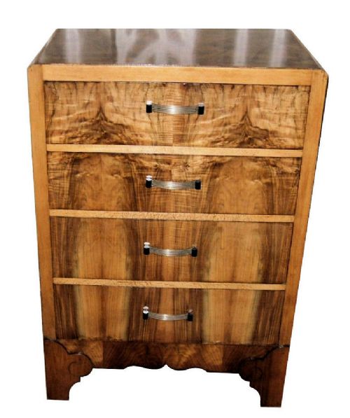 1930s Art Deco Walnut Chest of Drawers