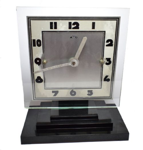 Large Modernist 1930'S Art Deco Bakelite and Glass Ato Clock