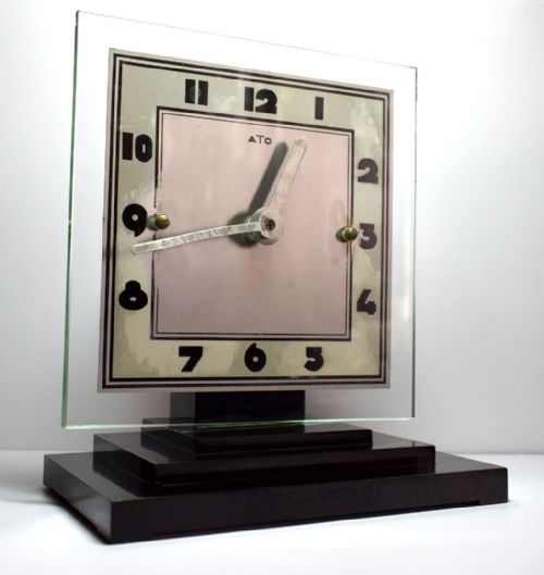 fig 1. Large Modernist 1930's Art Deco Bakelite And Glass ATO Clock