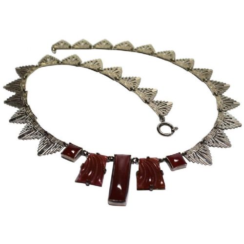 1930'S Art Deco Ladies Bakelite and White Metal Necklace