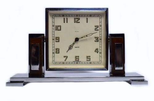 Art Deco Chrome and Bakelite Eight Day Clock
