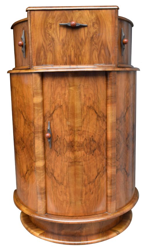 Superbly Stylish 1930'S Art Deco Walnut Cocktail Cabinet