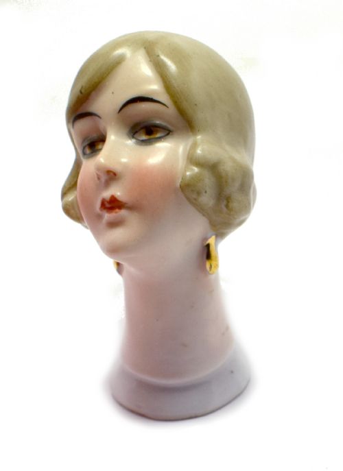 ART DECO PIN CUSHION DOLL BY FASOLD STUACH - ADDITIONAL PHOTO 5