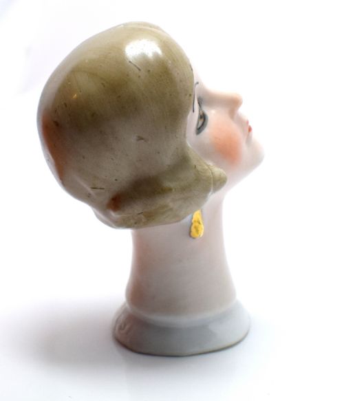 ART DECO PIN CUSHION DOLL BY FASOLD STUACH - ADDITIONAL PHOTO 6